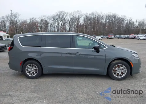 2025 Chrysler Pacifica Select z USA, uszkodzony, nr VIN 2C4RC1BG3SR532236